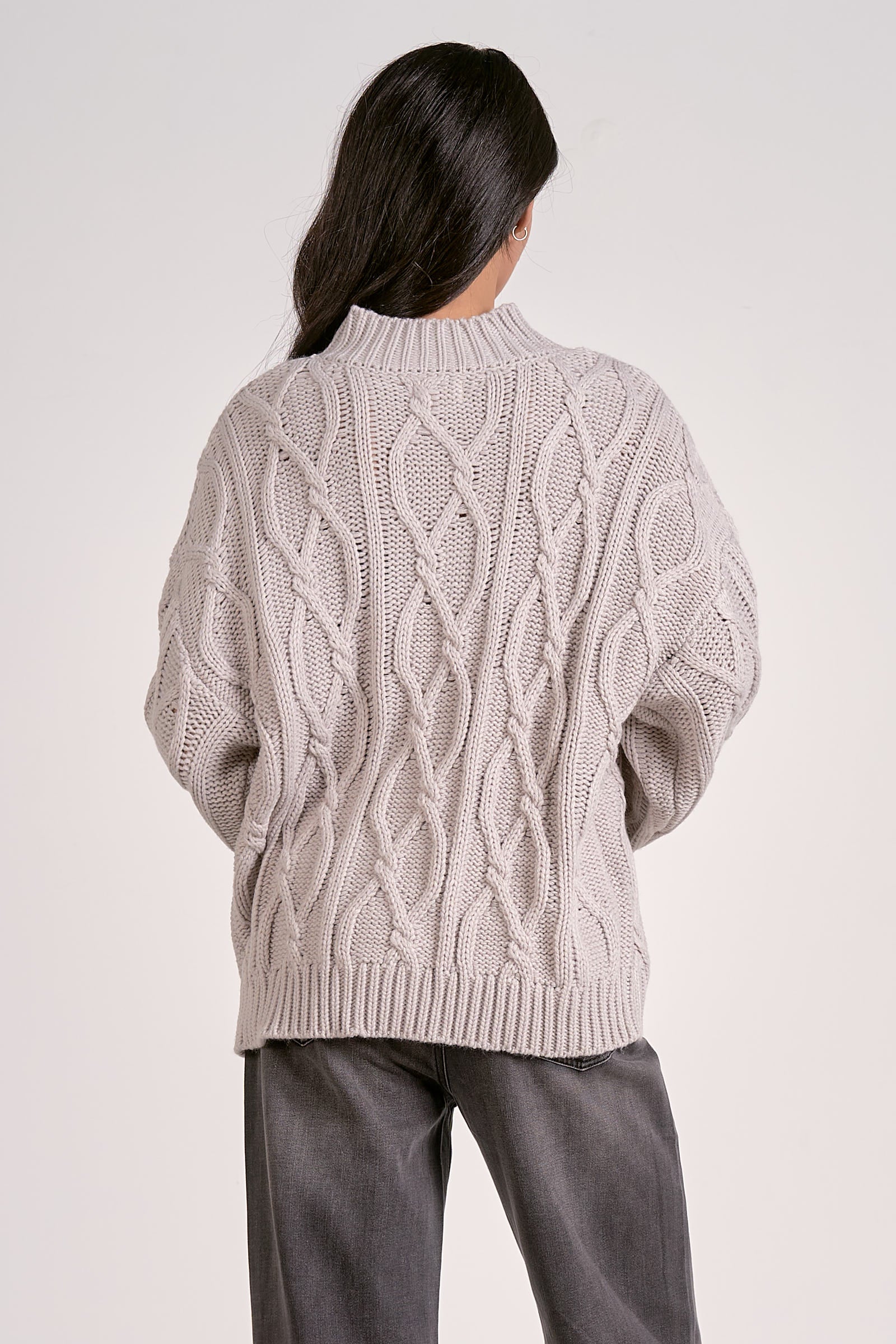 Light Grey Cable Knit Sweater | Audyn Boutique